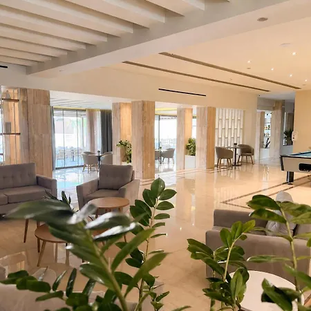 מלון Palmyra 3*