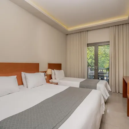 Palmyra Hotell Argassi