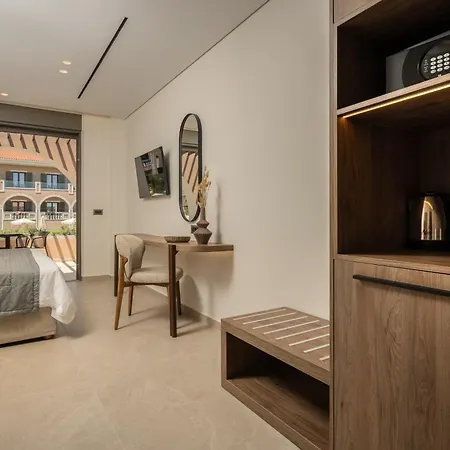 Palmyra Hotell Argassi